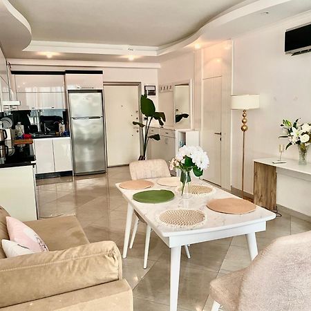 Luxury Flat 2 Mins From Beach Алания Экстерьер фото