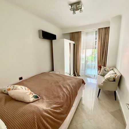 Luxury Flat 2 Mins From Beach Алания Экстерьер фото