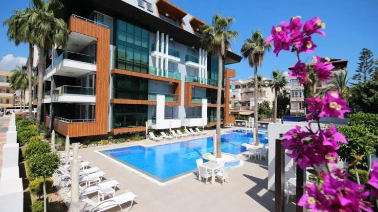 Luxury Flat 2 Mins From Beach Алания Экстерьер фото